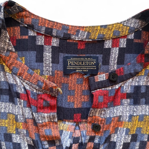 Pendleton Multicolor Geometric Button-Up Top - Size Small - Picture 4 of 4